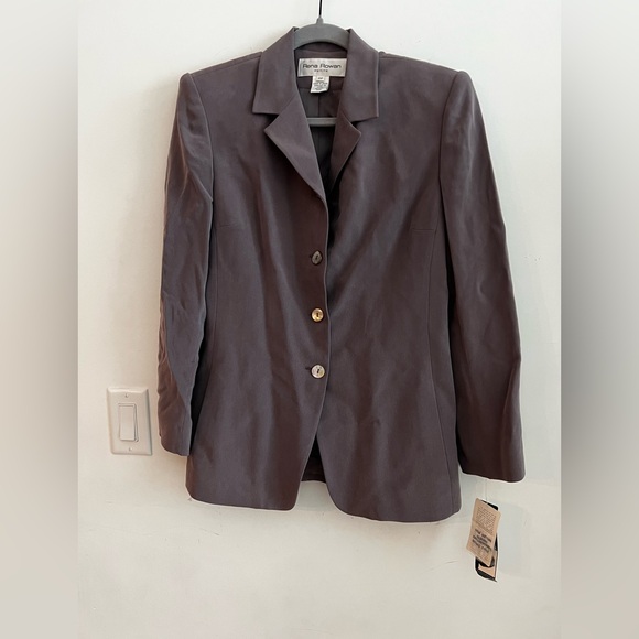 Rena Rowan Women’s Petite Blazer Size 10P Taupe NWT Timeless - Picture 3 of 7